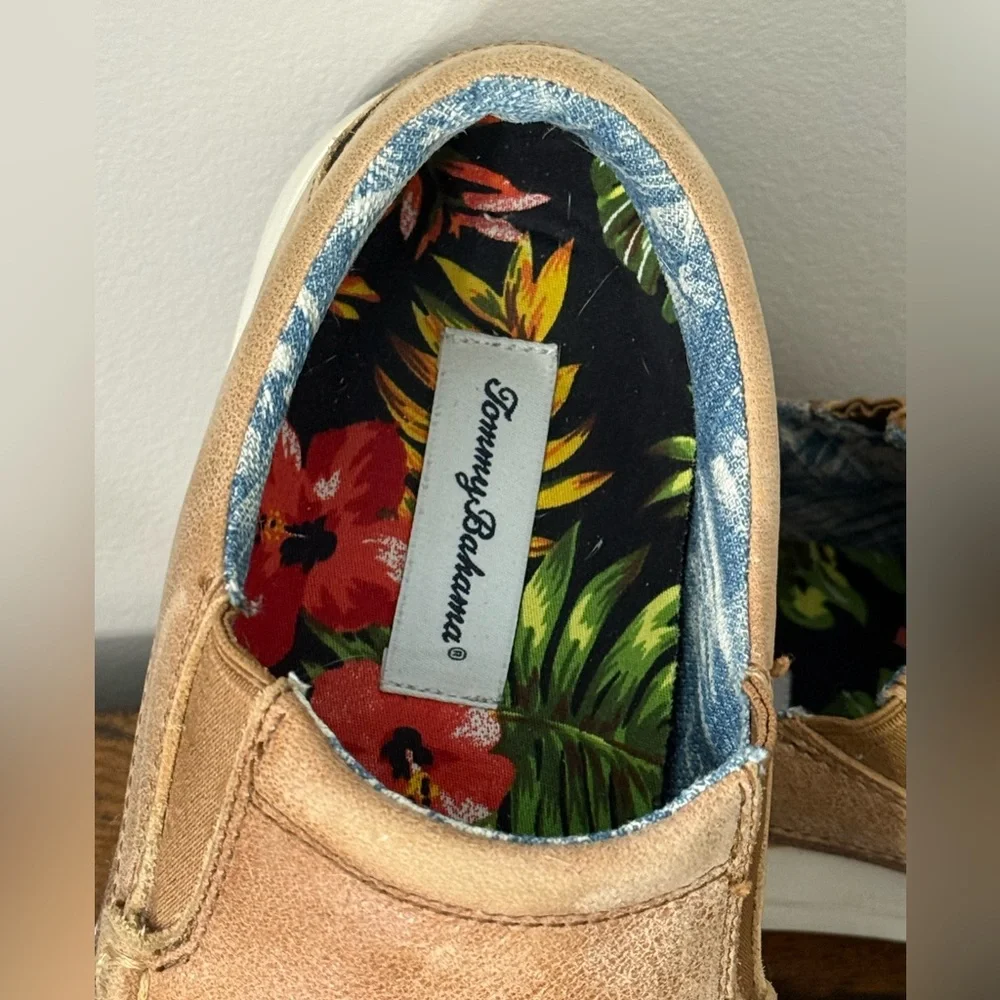 Tommy Bahama Paradise Around Tan Slip-On Shoes - Picture 2 of 7